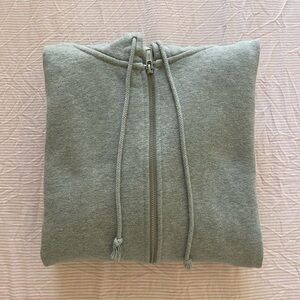 BRANDY MELVILLE GRAY OVERSIZED ZIP UP HOODIE